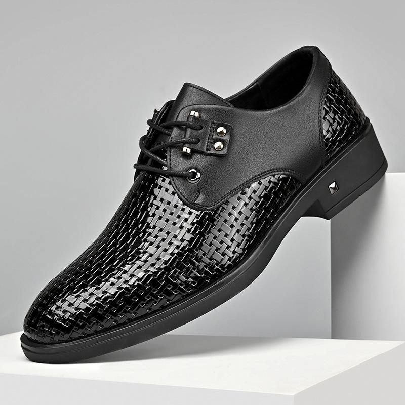 

White leather shoes 2025 summer men s casual men s shoes breathable hollow cool leather shoes hole shoes 2025 38