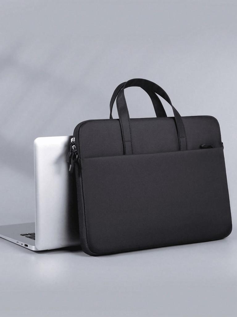 Lightweight Polyester 14in Laptop Sleeve With Handle For Business Professionals
