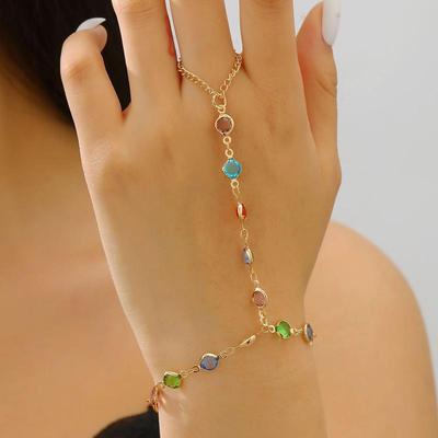 Bracciale Anello Grande di Cristallo Dorato per Donne Catena da Polso Gioielli Catena Dorso Mano