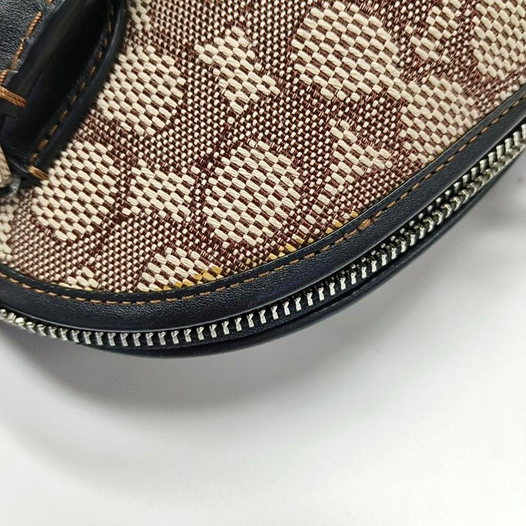 [Gebraucht] Revel 24 Klassische Monogramm Jacquard-Stoff- und Leder-Schulter-Crossbody-Tragetasche Medium - Ausgezeichnet #4YZQ8Z