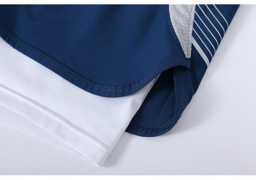 Men's Quick-Dry 3/4 Running Shorts with Phone Pocket, Layered Design, Anti-Exposure Fitness Pants for Morning Runs.