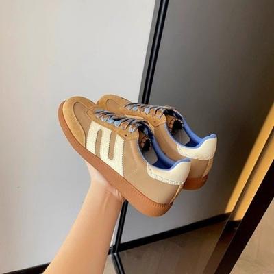 Mode Echt Leer Retro Schoenen voor Dames 2024 Nieuwe Ademende Platte Zool Sportieve en Casual Vetersneakers met Trendy Schoenen
