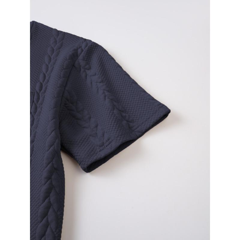 Men's Jacquard Textured Pocket Short Sleeve T-Shirt.