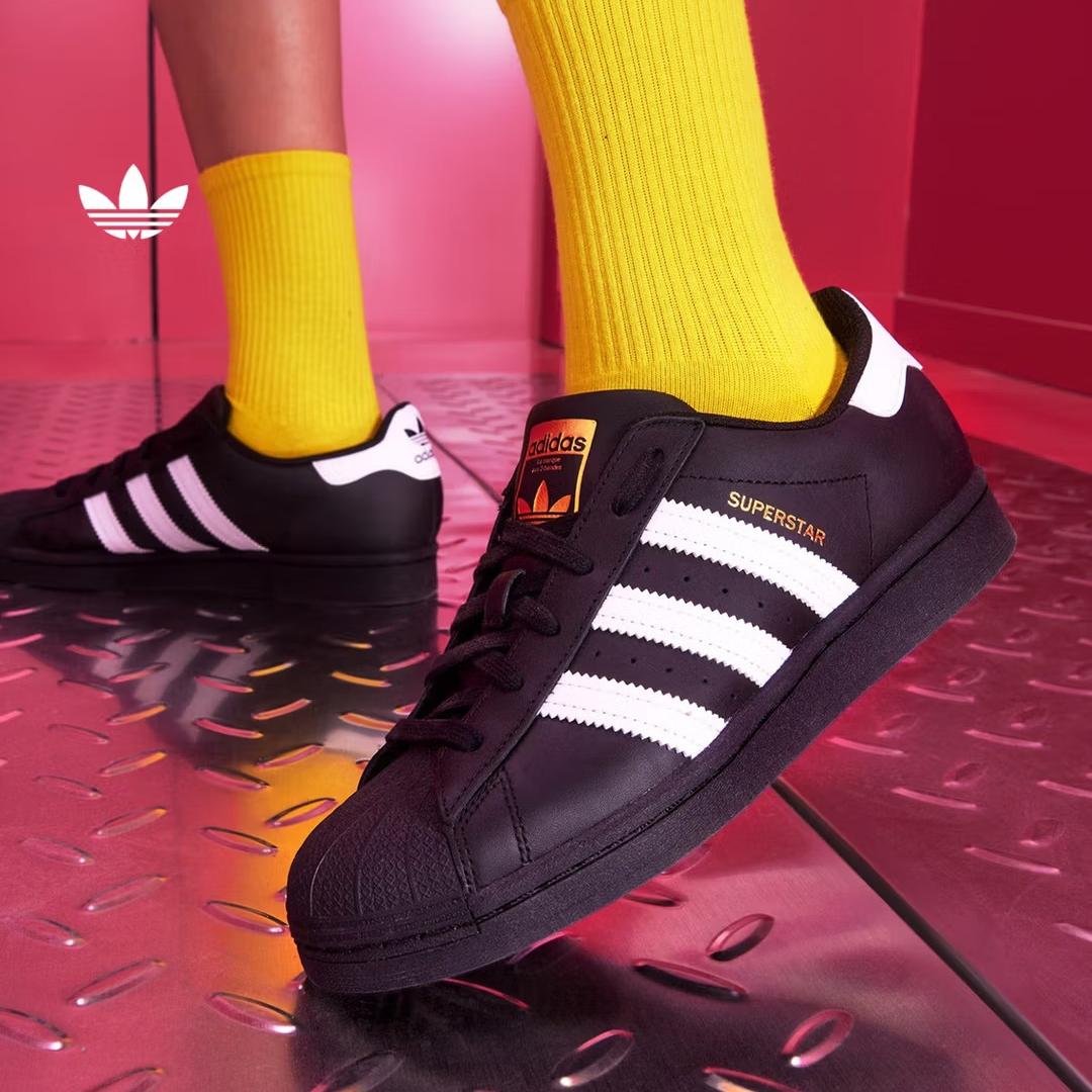 

Adidas SUPERSTAR Винтажные Низкие Спортивные Кроссовки с Ракушкой - Adidas Трилистник EG4959 35.5 чёрный