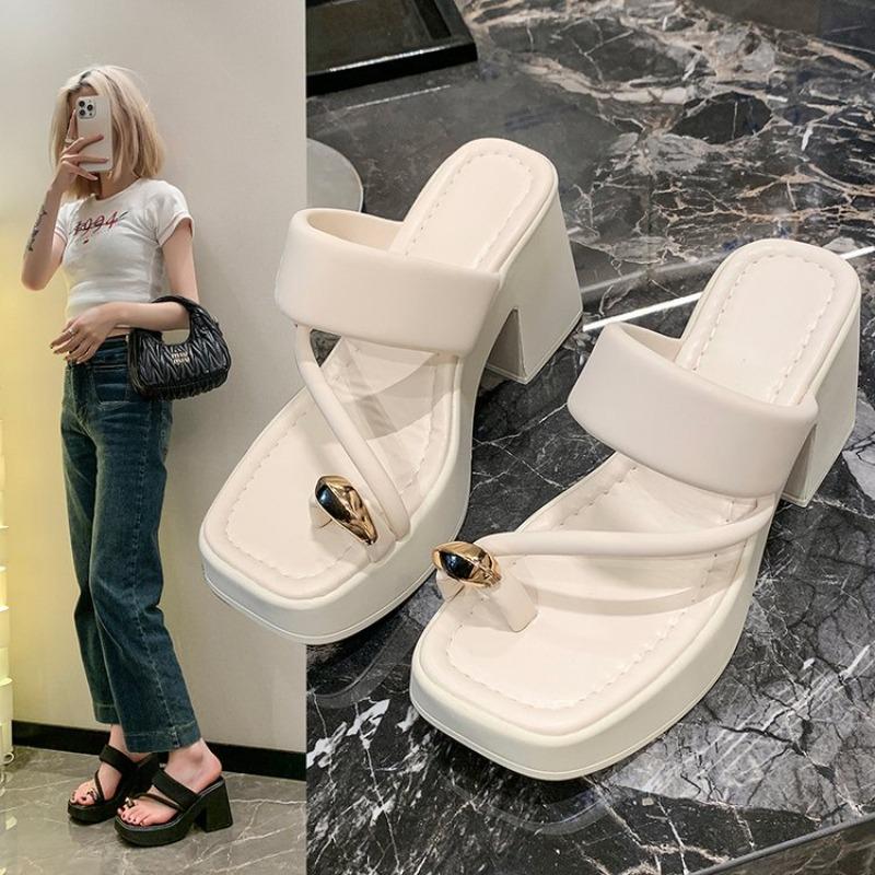Fashion High -heeled Women's Sandals 2025 Summer New Fashion Versatile Toe Thick Bottom Non -slip Leisure High Heel Tide Sandy Slippers