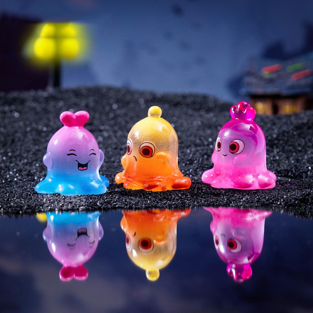 5pcs Cute Creative Little Octopus Rainbow Monster Model Doll House Resin DIY Decoration Desktop Car Ornaments Toys Gift