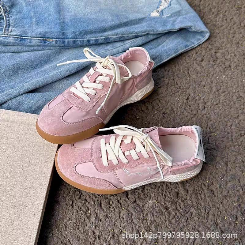 

Women s new ballet lace-up retro versatile lightweight breathable sports little white shoes children 40 розовый