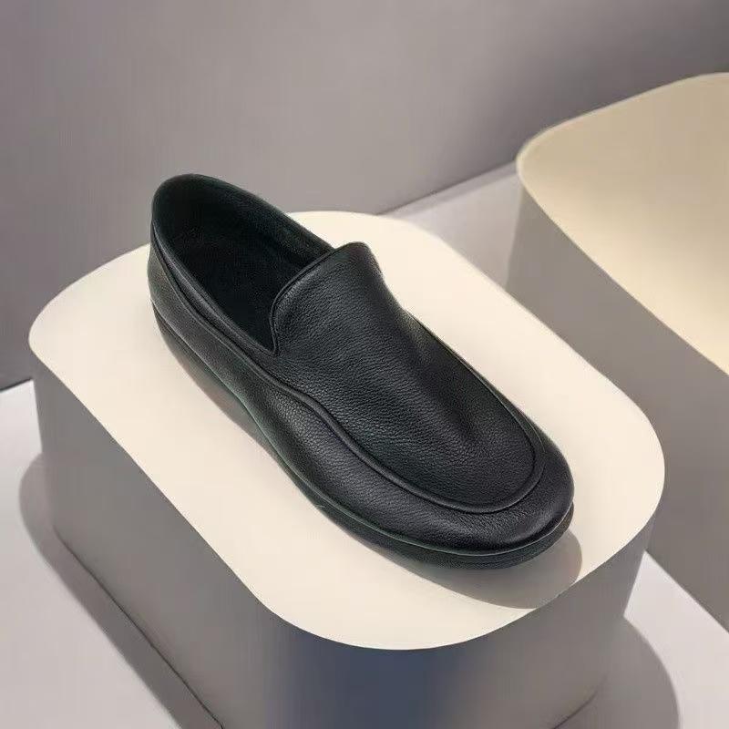 Fashion High Quality Men Casual Leather Outdoor Boat Shoes Business Breathable Walking Antiskid Loafers Flat Designer Minimalist Shoes