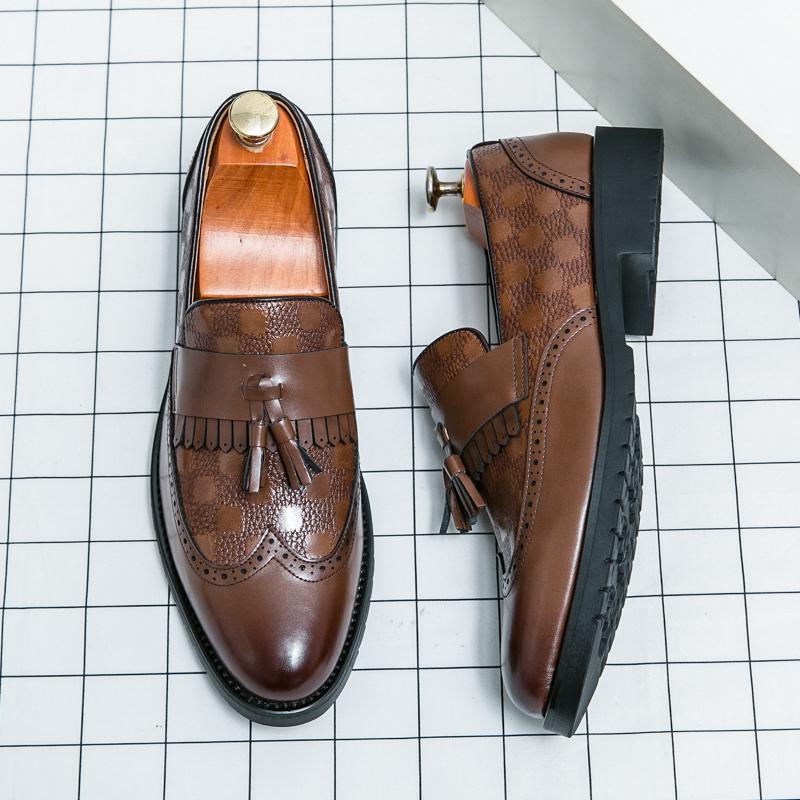 Luxury Men's Tassels Patchwork Patent Leather Shoes Designer Gentleman Loafers Moccasins Wedding Dress Footwear Zapatos Hombre