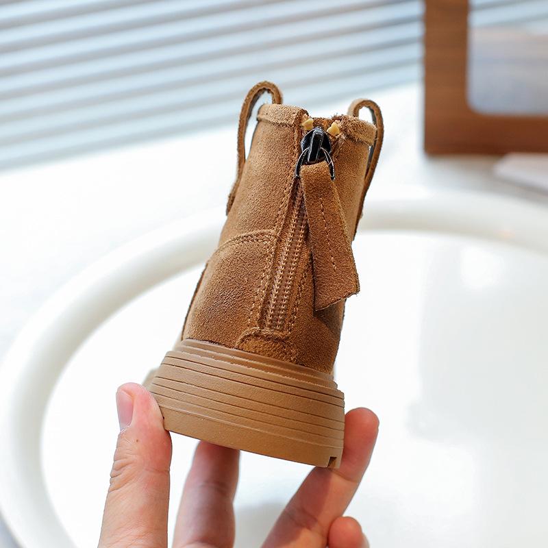 Girls boots autumn and winter new fashion 2025 Martin boots children's short boots girls foreign style big yellow boots middle and old children