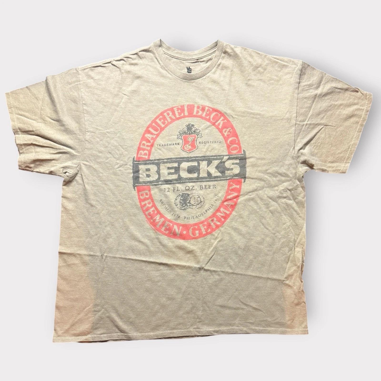 Junk Food Clothing Футболка с графическим принтом Becks Beer Мужская XL Песочный Загар Ретро 12UXANB0112 S
