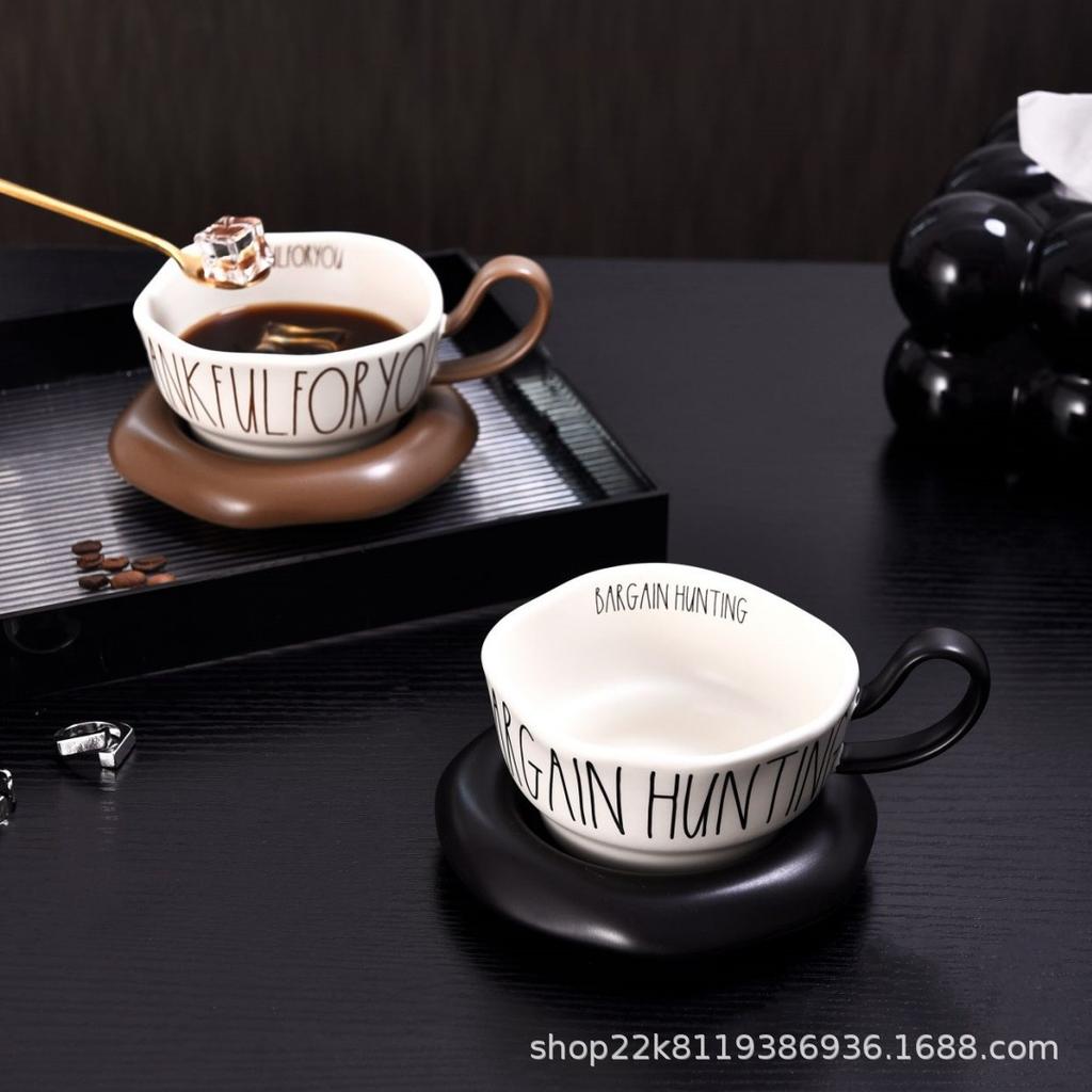 Kaffeetassen und Untertassen, Hochwertige Exquisite Paare von Tassen für Paare, Geburtstagsgeschenke, Keramiktassen, Nachmittagsteetassen, Latte-Tassen, Schlicht