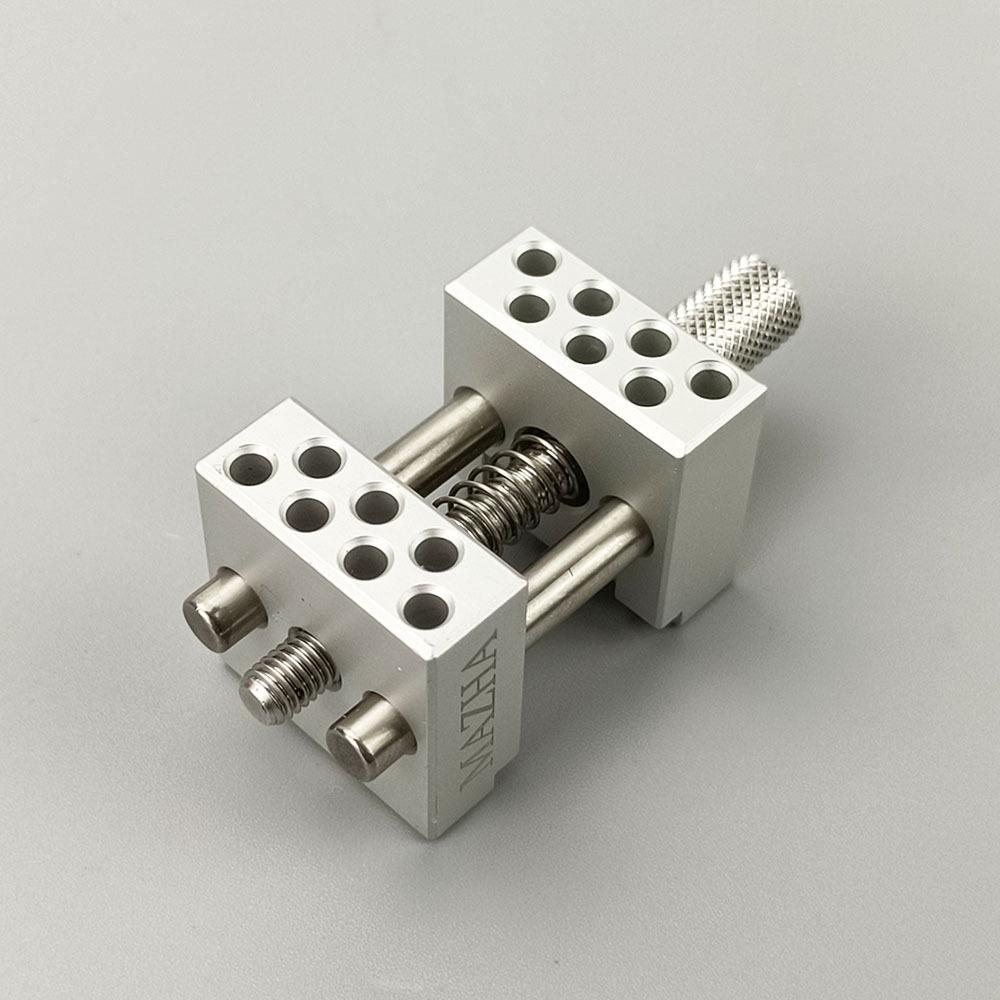 Precision Mini Bench Vise for Painting, Polishing & Modifying Models
