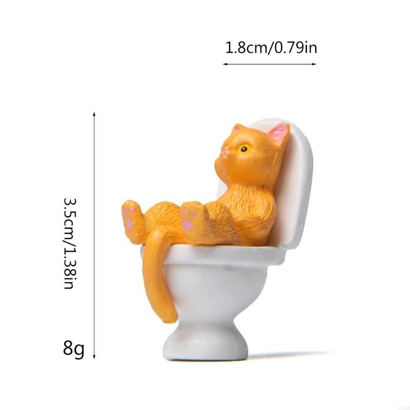 62KD on Toilet Statue Resin Sculptures for Lover Funny Figurine Garden Yard Decor