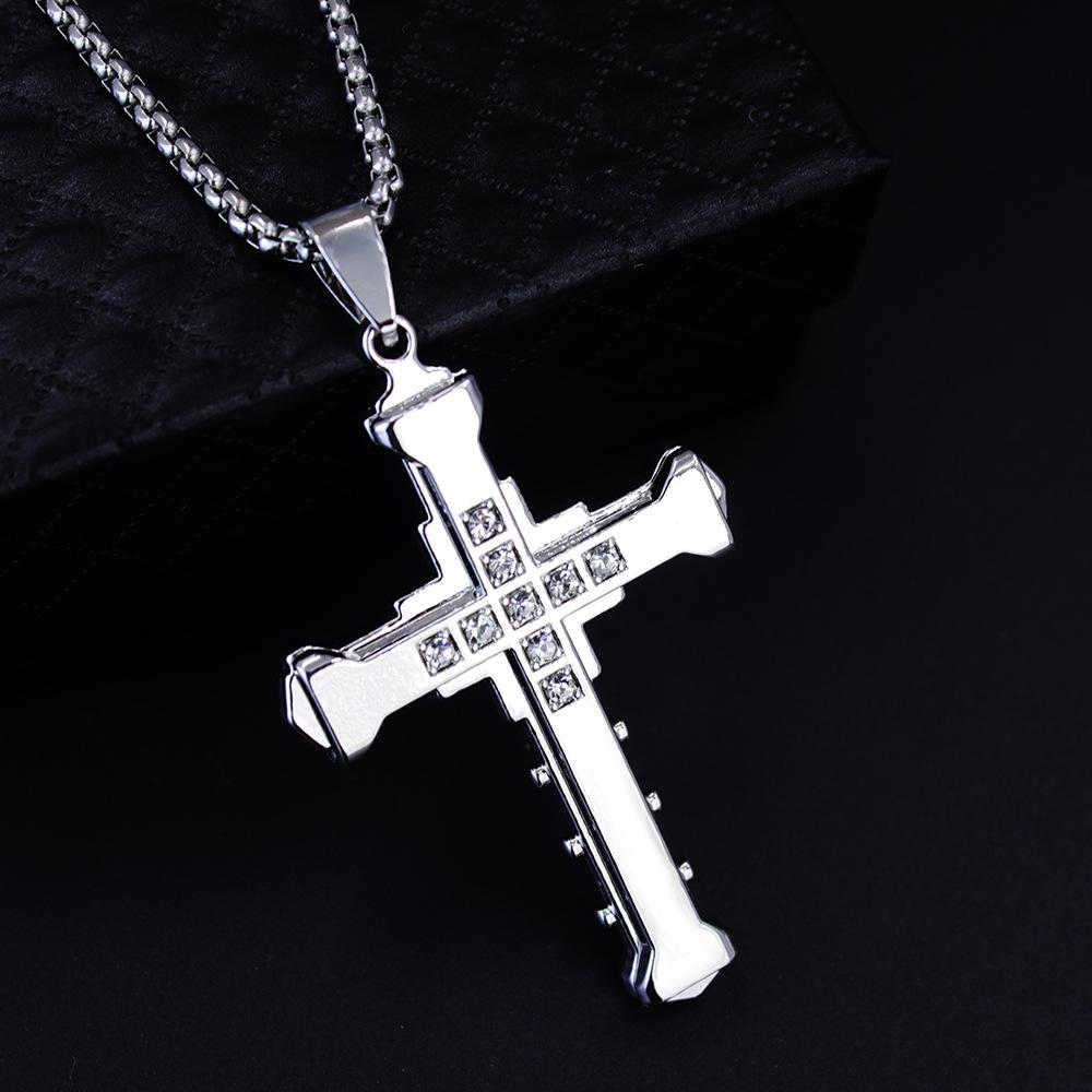 Men's Bold Black And Gold Cross Pendant Necklace With Diamonds Stylish Fashion Jewelry For Men