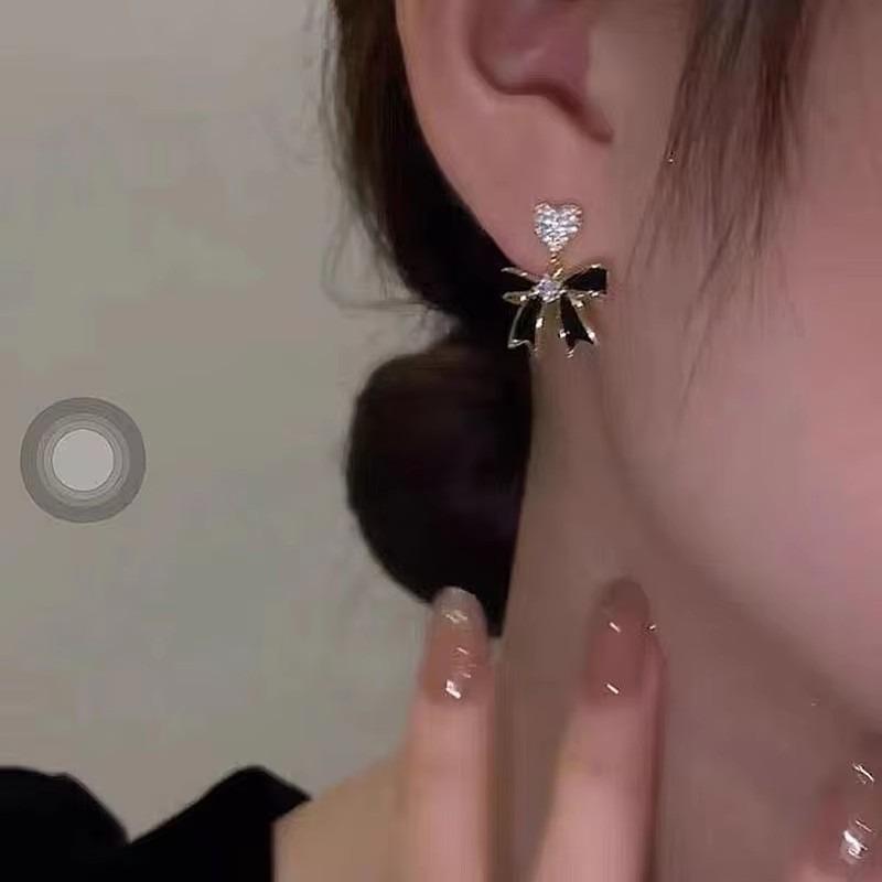 Korean Style Black Zircon Stud Earring For Women Shiny Rhinestone Square Geometric Earrings Girl Party Statement Jewelry Gifts