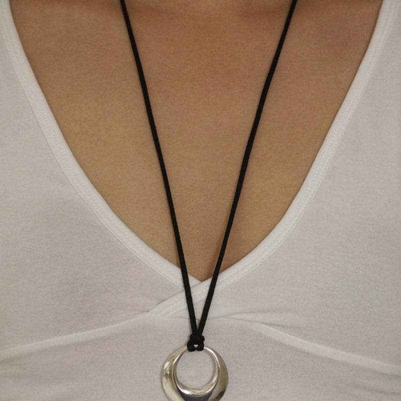 

АНДЕВУ МОНДРІ СТРИНГ КОЛЬЄ SILVER