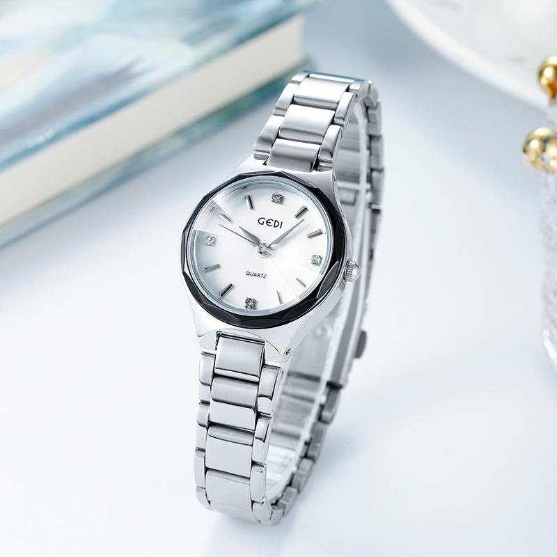 Classic Fashion Versatile Compact Exquisite Ladies Waterproof Quartz Watch