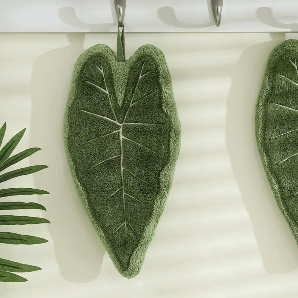 New Cartoon Leaf Hand Towel Coral Velvet Thickened Bathroom Kerchief Hanging Absorb Water Kitchen Handkerchief Kitchen Tool