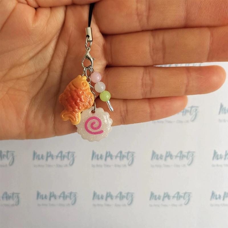 Exquisite Small Fish Beaded Mobile Phone Charm Universal Mobile Phone Anti Loss Lanyard  Phone Decoration Short Strap