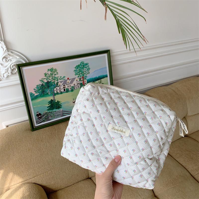 Zipper Pocket Storage Bag Quilting Storage Bag Small  Fashionable Durable Cute