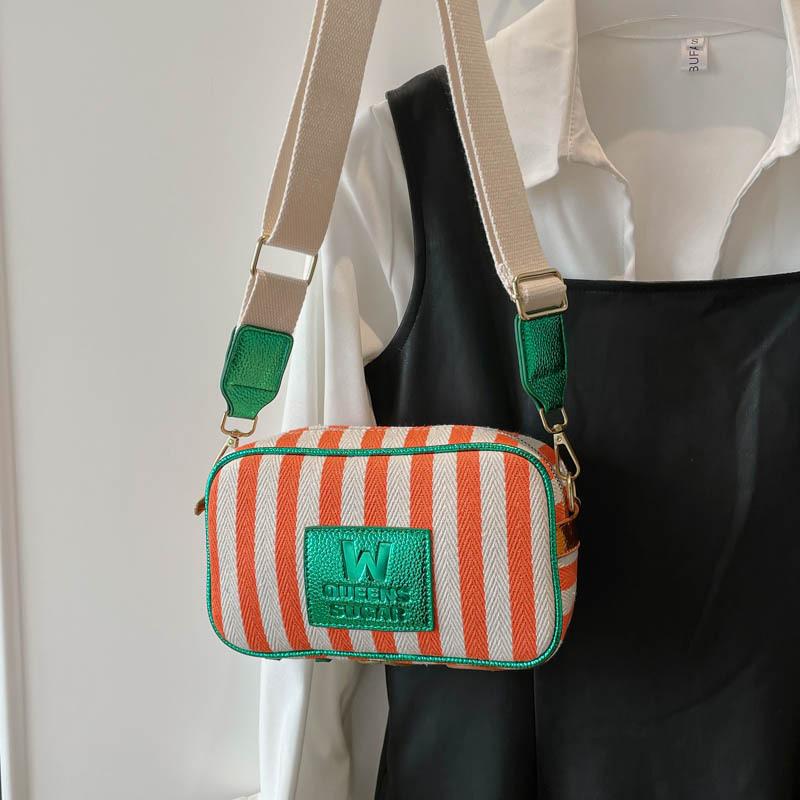 

Summer Stylish Shoulder Bag Casual Striped Canvas Crossbody Bag with Embossed Letters Fashiable and Versatile Commuting Bag помаранчевий