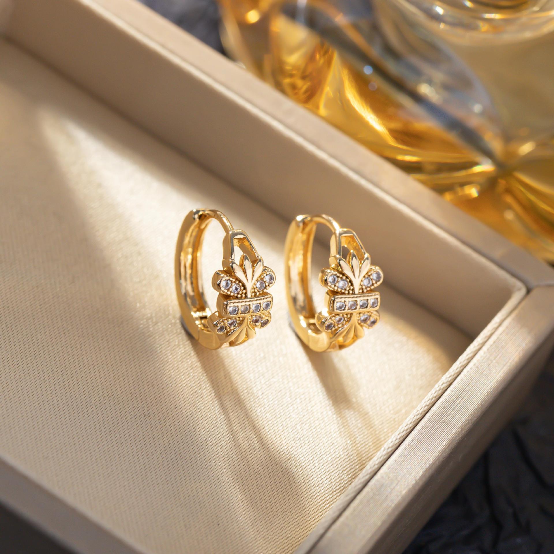 18K Gold Plated Leaf Earrings with Rhinestones - Mori Style Niche Design