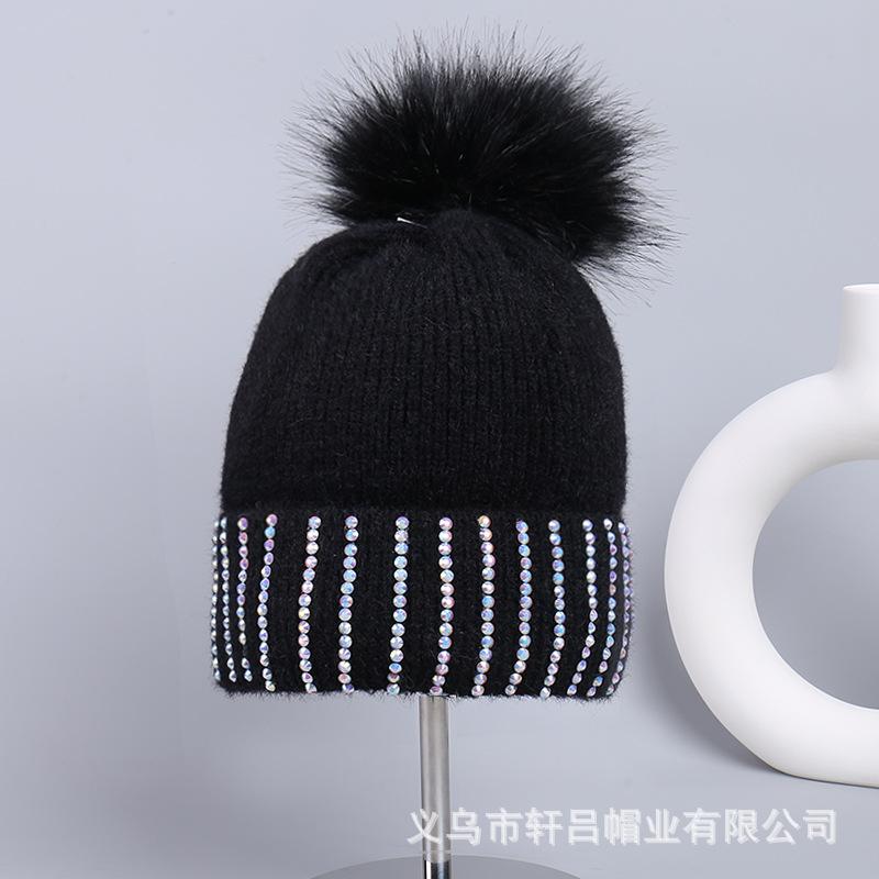 Autumn and winter rhinestone hairball knitted hat for men and women, piled and thickened cold-proof and warm wool hat, European and American outdoor p
