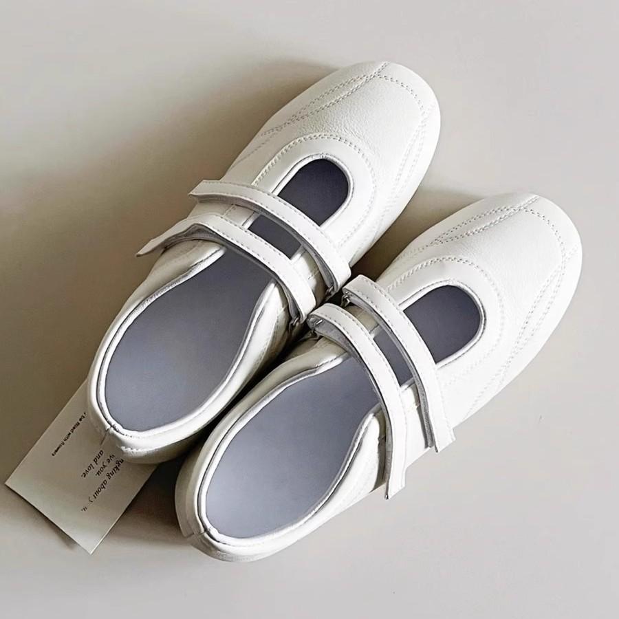 French Round Head Shallow Mouth Versatile Mary Jane Shoes Casual Sports Shoes 2025 New Velcro Ballet Shoes
