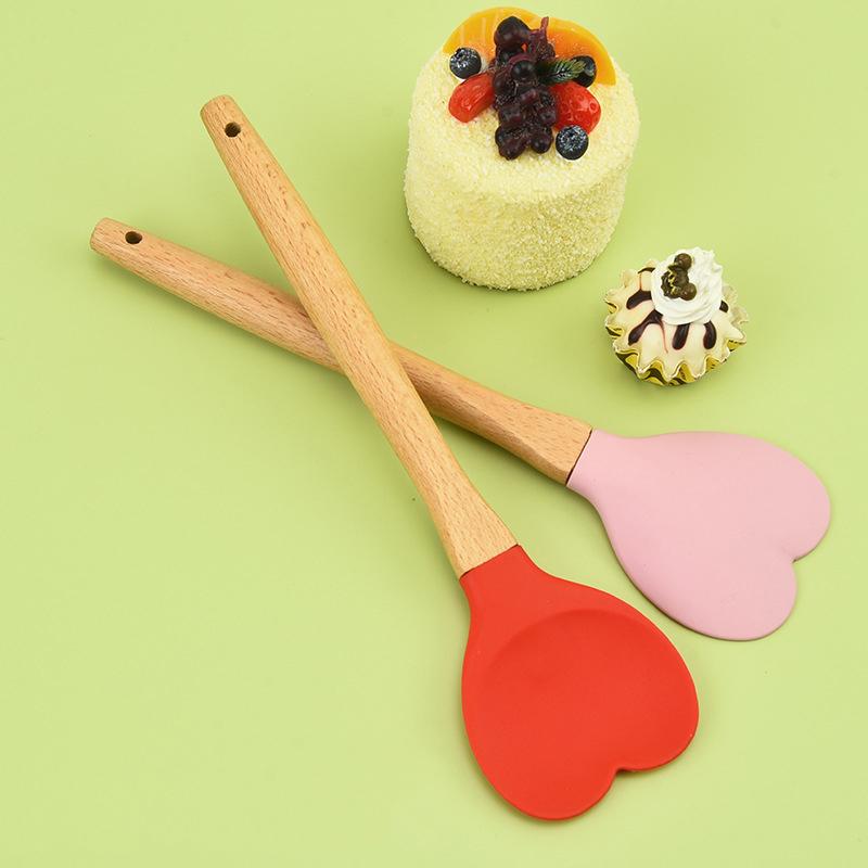 Valentine'S Day Pink Love Silicone Spatula Heart-Shaped Wooden Handle Baking Spatulas Kitchen Utensils Making Cake Baking Tool