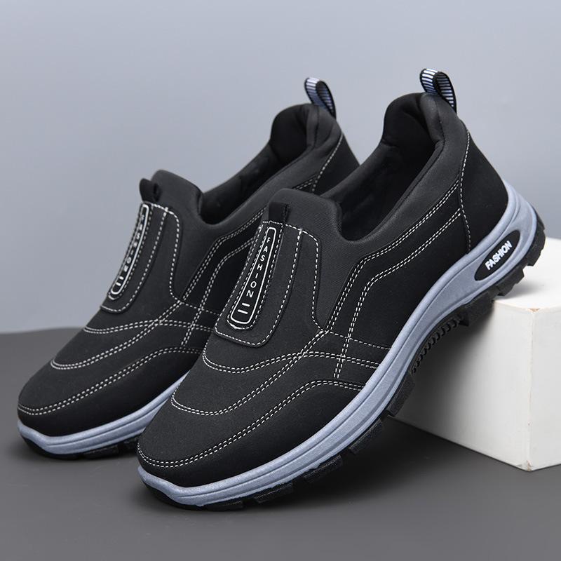 

Fashion Men Casual Sneakers 2025 Spring New Solid Color Hiking Shoes Breathable Sports Shoes Fashion Soft Sole Platform Walking Shoe 39 чёрный