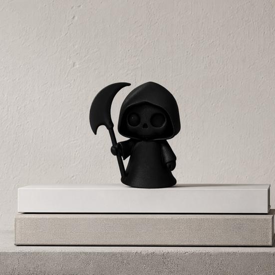 Personalized Desk Accessory 3D Printed Ghost Figurine, Cute Desktop Ornament, Mini Office Decoration Halloween Reaper Statue for Study Room