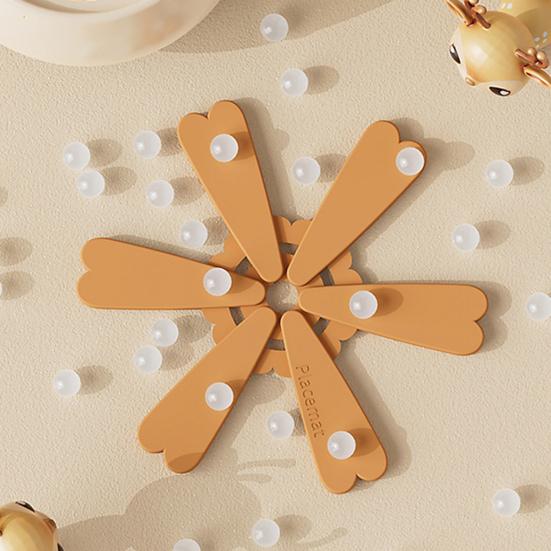 Yousheng Silicone Trivet for Hot Dishes Christmas Tree Pot Holder Heat Resistant Coasters Insulation Pad for Kitchen