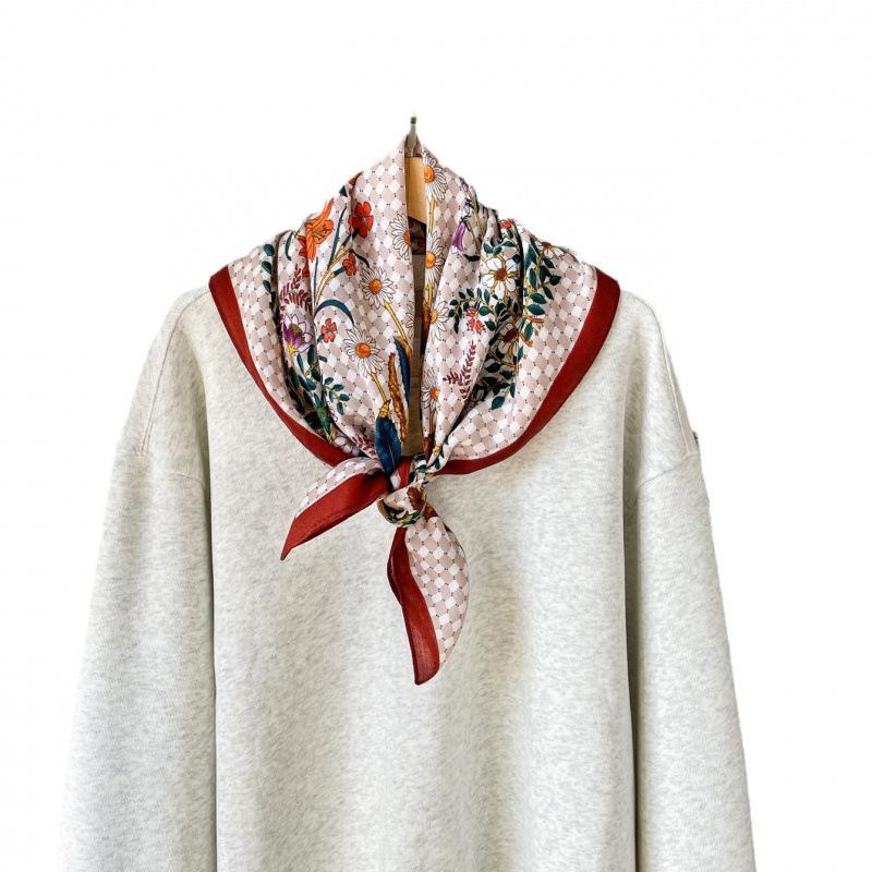 New Style Retro Fashion Scarf Printed Square Scarf Ladies Fairy Style Scarf Angora Red Silk Scarf