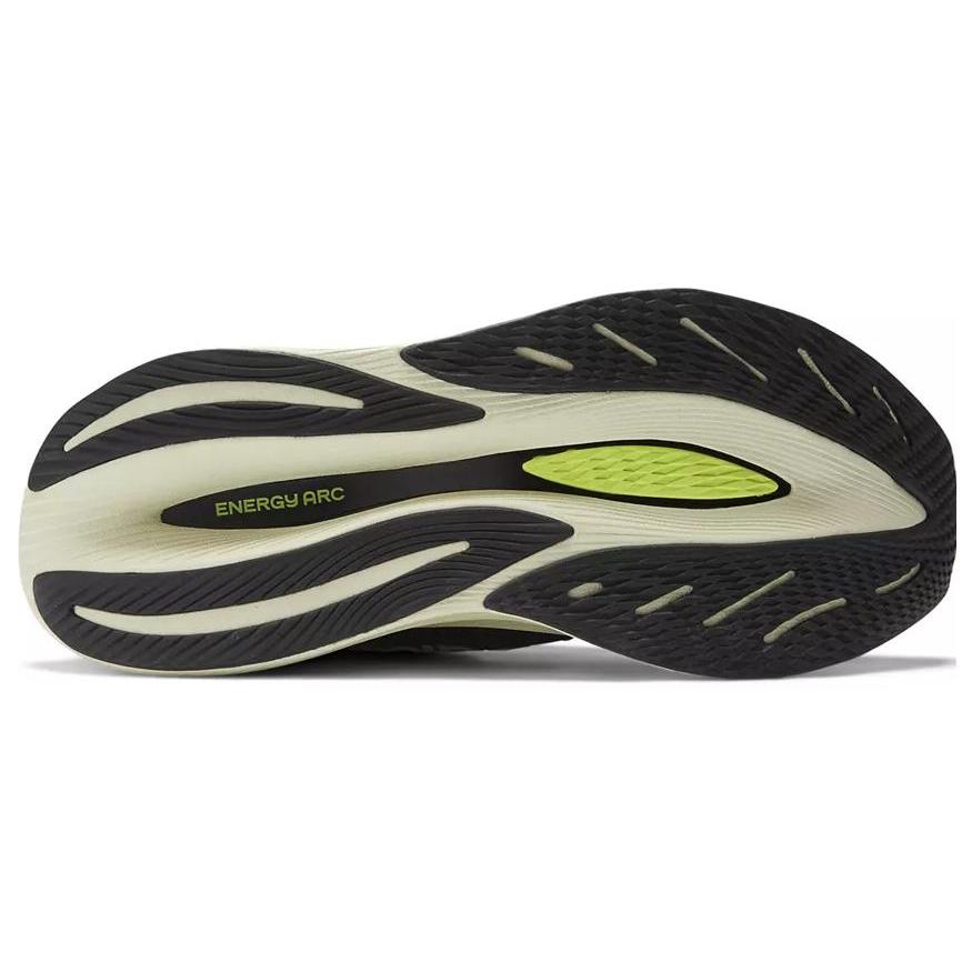 New Balance FuelCell Nero MRCXBK3