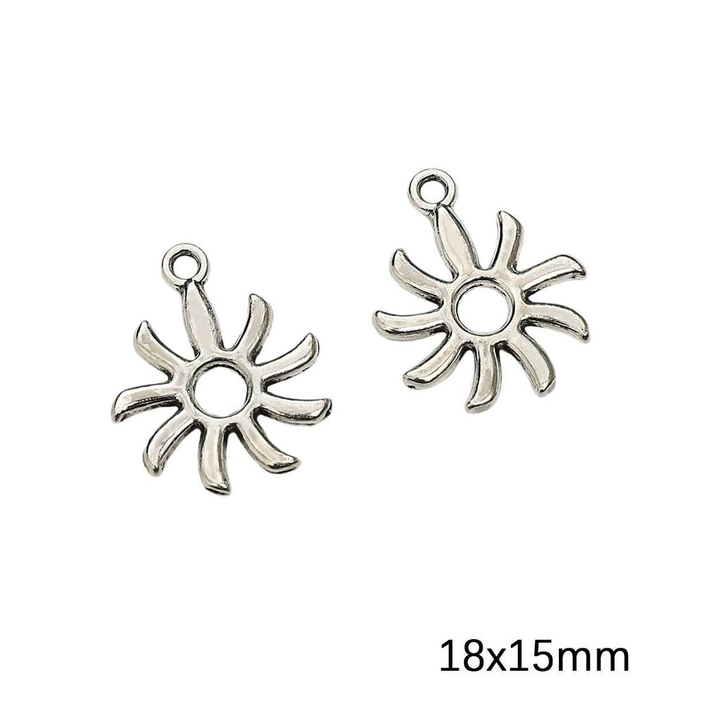 Alloy Pendant Moon Butterfly Five-pointed Star Charms for Bracelets Pendants Necklaces DIY Making Retro Charms Jewelry Accessories