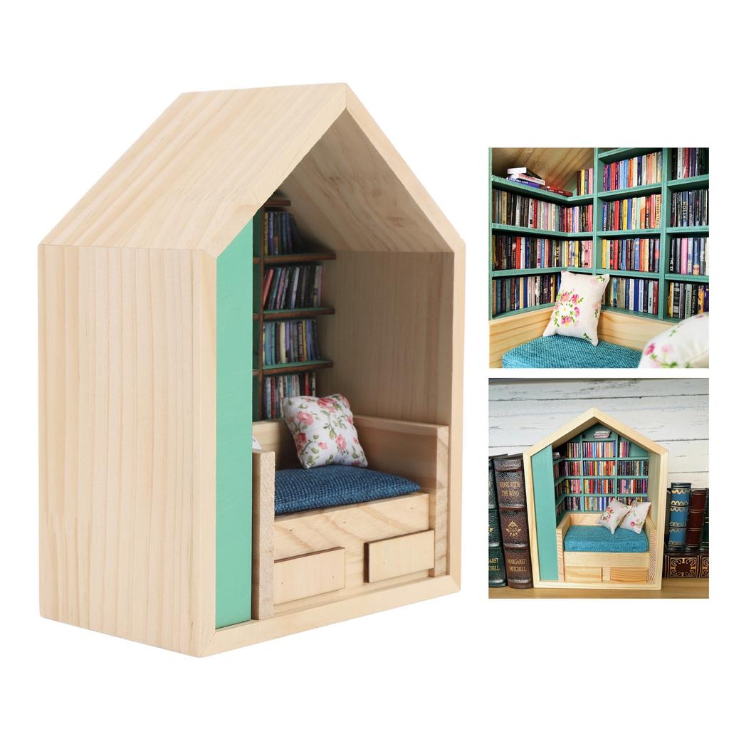 Miniatur-Bücherregal Handgefertigtes Holzhausmodell mit kleinen Kissen Lustiges Mini-Bücherregal Ornament zur Schreibtischdekoration