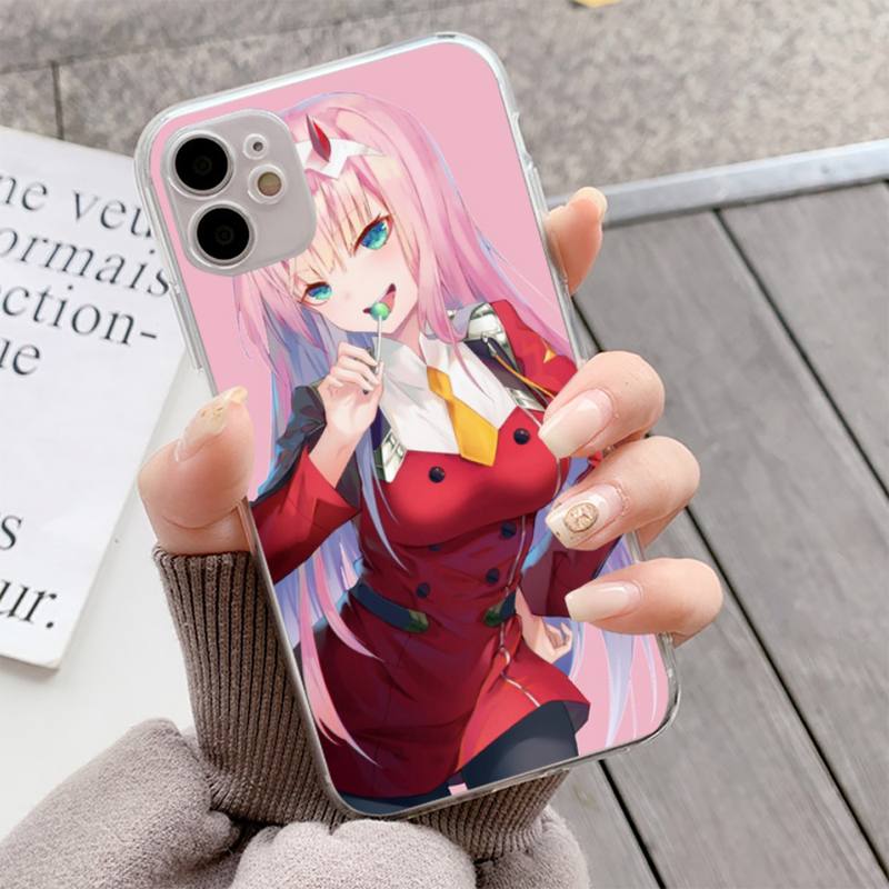 YNDFCNB Zero Two Darling In the FranXX Anime Hard Phone Case for Iphone 13 11 12 Pro XS MAX 8 7 6 6S Plus X 5S SE 2020 XR Fundas