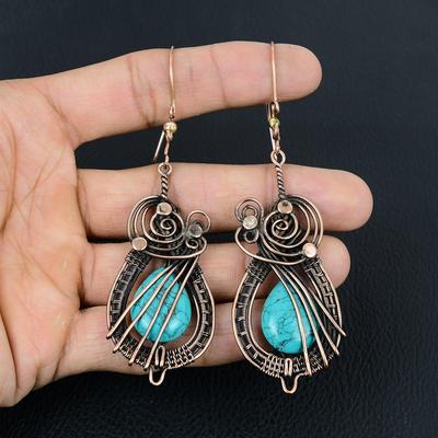 Brincos de joias maravilhosas com fio de cobre puro feito à mão com pedras preciosas turquesa
