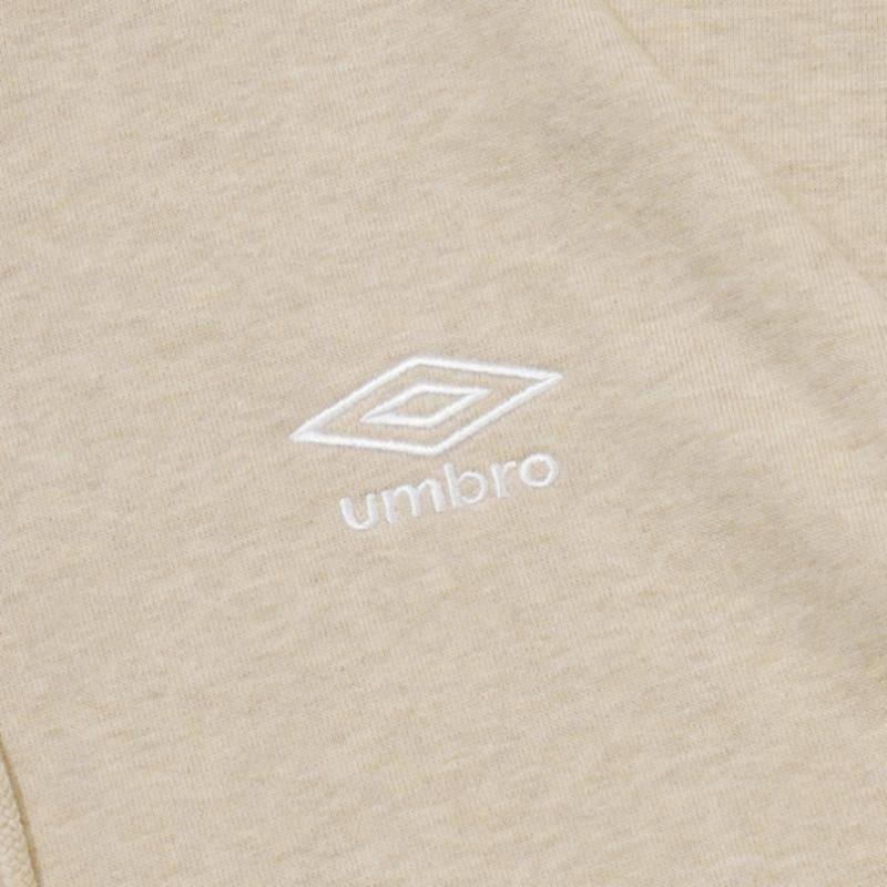 Umbro Unisex Essential Small Logo Hoodie Ur123chd19 Bmg