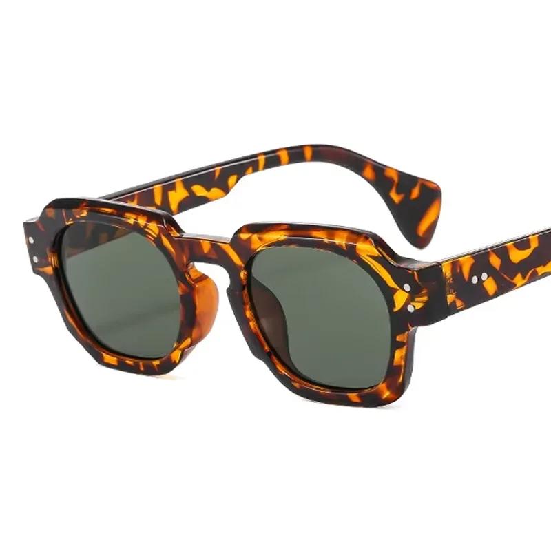 Female Outdoor Plastic Frame Square Sunglasses Women Men Cool Colorful Sun Glasses Mirror Lens Designer Fashion