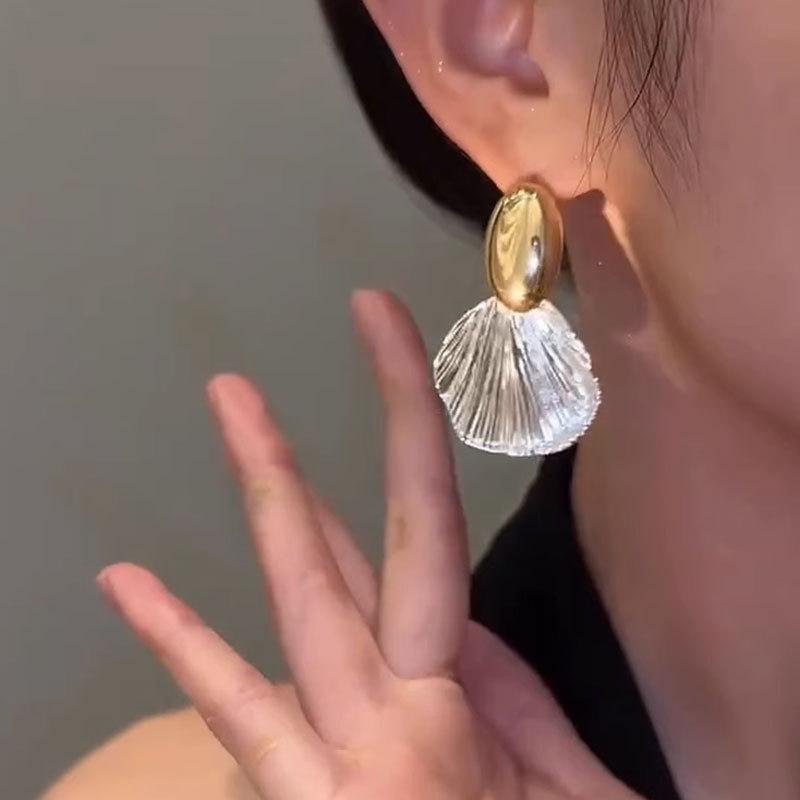 2023 nowe gotyckie metalowe nieregularne kolczyki wiszące dla kobiet oświadczenie duże zwisające kolczyki dziewczyny modna biżuteria podkreślająca osobowość prezenty