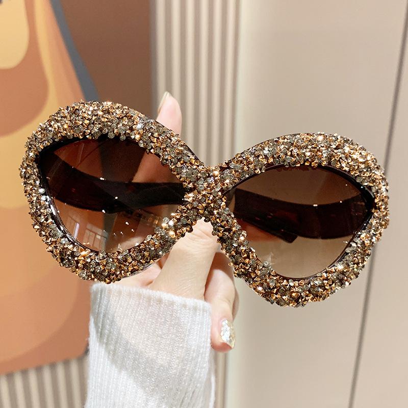 Diamond Vintage Brand Designer Oversized Sunglasses Women For Female Luxury Sun Glasses Punk Popular Cat Eye Rhinestone Shades