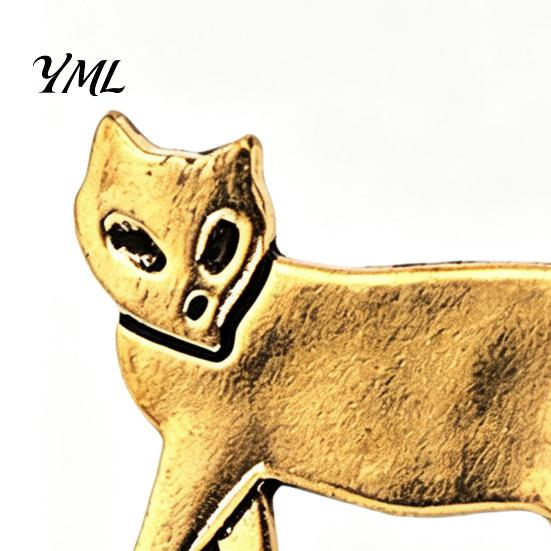 Women Cat Jewelry Family Brooch Pin, Golden Silver Plated Alloy Kitten Lapel Animal Shape Badge for Clothing Bags Hats Pin
