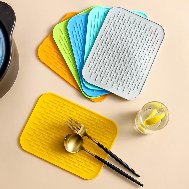Thermal Insulation Pad Household Anti Slip and Durable Silicone Pad Dining Table Drain Pad Waterproof and Oil Proof Pad