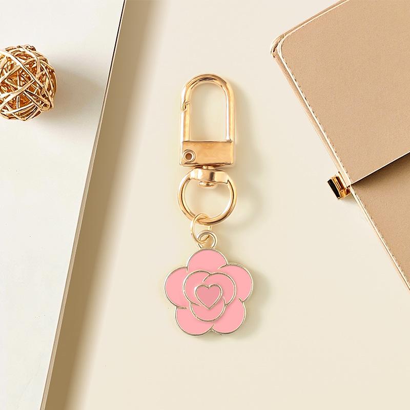 Брелок из сплава в виде цветка сакуры - Милый брелок-подвеска с эмалью и студенческий аксессуар-подвеска