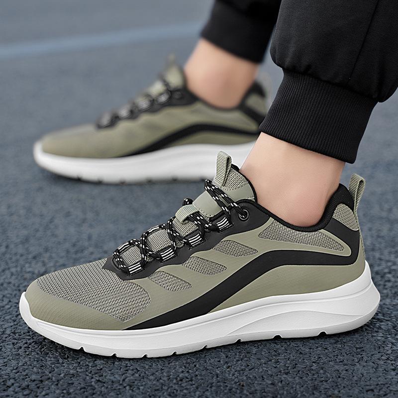 Spring and Summer New Fly-woven Mesh Sneakers Large Size Running Shoes Men's Lightweight Casual Shoes