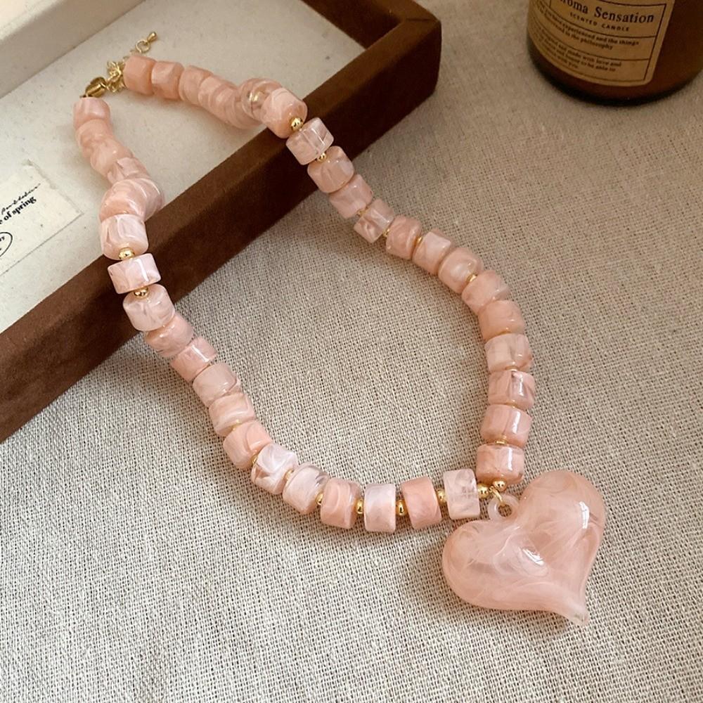 Choker Acrylic Love Heart Necklace Acrylic Sweater Chain Women Clavicle Necklace  Travel