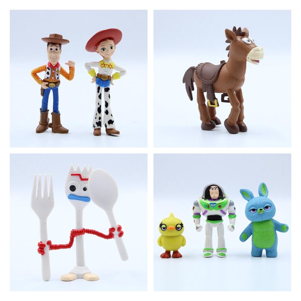 Cartoon Toy Figure From Toy Story Woody And Jessie Cake Decoration
