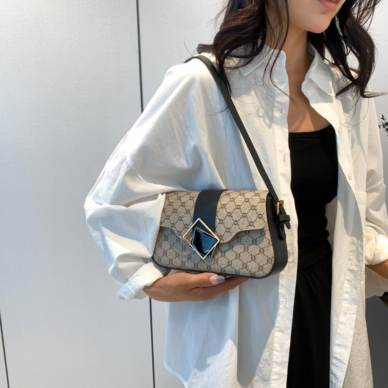 Fashion Casual Women's Small Square Bag Summer Niche Design Retro 2025 Personality Foreign Style Shoulder Portable Women's Bag